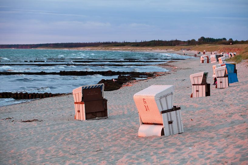 Coucher de soleil sur la plage de la mer Baltique par t.ART