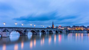 St.Servaos Brögk - Mestreech - St.Servaas Brücke, Maastricht in der blauen Stunde