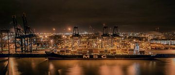 Nachtansicht "Hafen von Antwerpen" von Luc De Cock