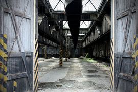 Abandoned hall by Ton van Waard - Pro-Moois