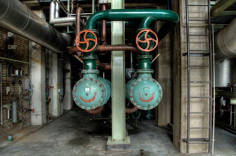 Verlaten industrie by Petra Simons