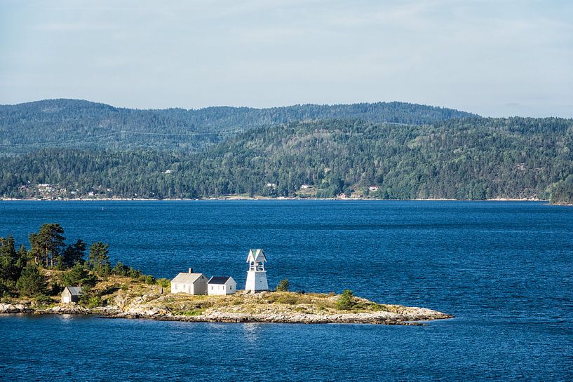 Leuchtturm im Oslofjord van Rico Ködder