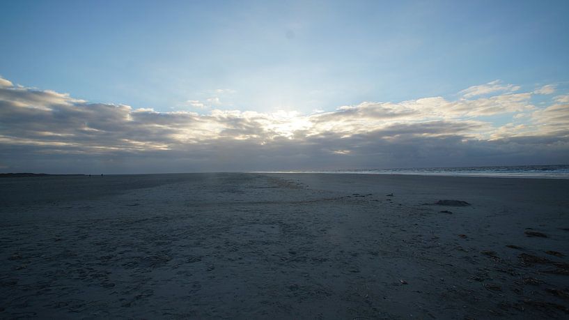 strand Schiermonnikoog met zon von ticus media
