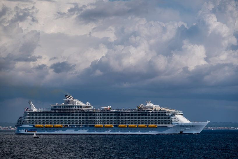 Cruise schip von Maaikel de Haas