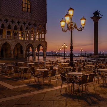 Venedig - Dogenpalast und San Marco von Teun Ruijters
