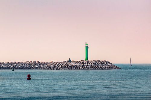 Phare vert sur la digue ouest du port d'Ostende | Paysage