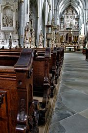 Pews by Marvin Taschik