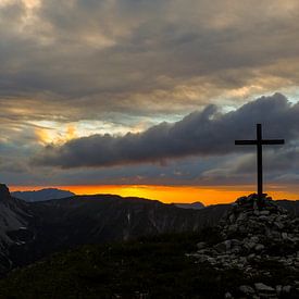 Le parc naturel des Alpes d'Ammergau fait partie des plus beaux paysages de Bavière. Il combine une nature intacte, des montagnes variées et des alpages riches en traditions. sur Miriam Schwarzfischer Fotografie