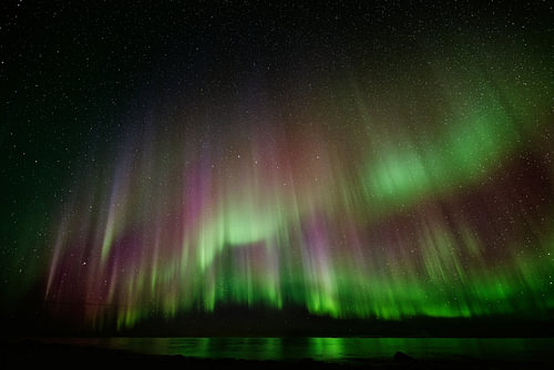 Polarlicht über Norwegens Küste