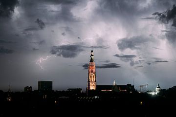 Lightning with the Great Church of Breda by Desmond Berger