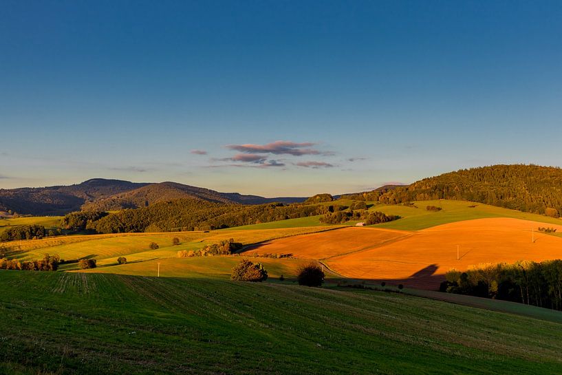 Balade au crépuscule dans la belle lumière de Schmalkalden par Oliver Hlavaty