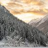 Paysage d'hiver au coucher du soleil Autriche sur Xulé Bogers