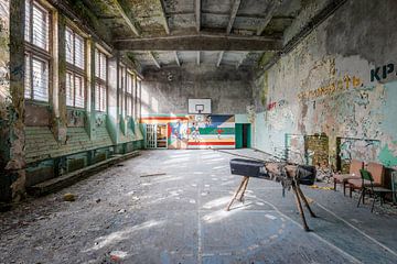 Lost Place - russische Hinterlassenschaften - Sporthalle von Gentleman of Decay