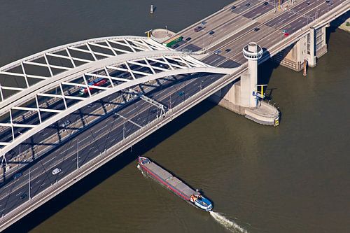 Luchtfoto Van Brienenoordbrug te Rotterdam
