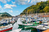 De haven in San Sebastian, Spanje