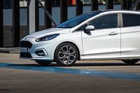 weißer ford fiesta st