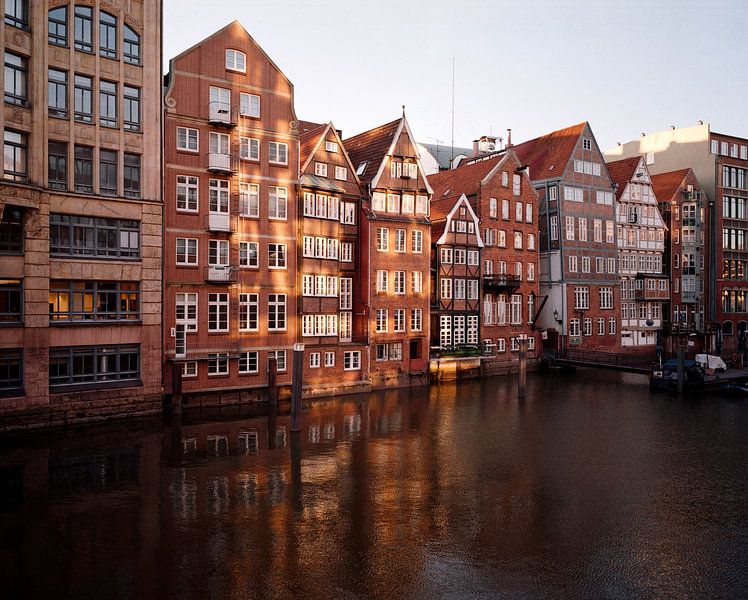 Hamburg by Hello Pompoyo