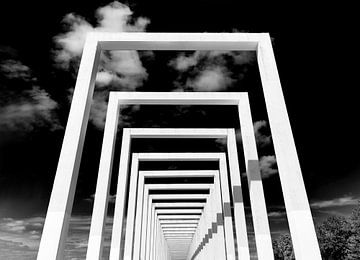 Symmetrische bogen van Schwerin in zwart-wit, Duitsland van Adelheid Smitt