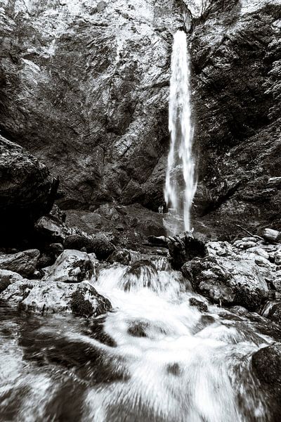 Wild waterfall by Stephan Zaun