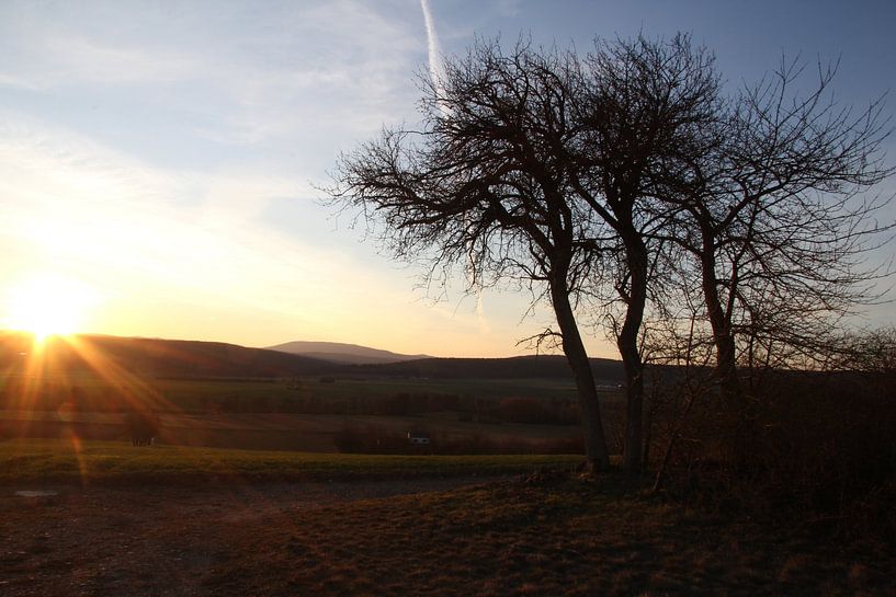 Sonnenuntergang in Richtung Kreuzberg im Herbst von Martin Flechsig