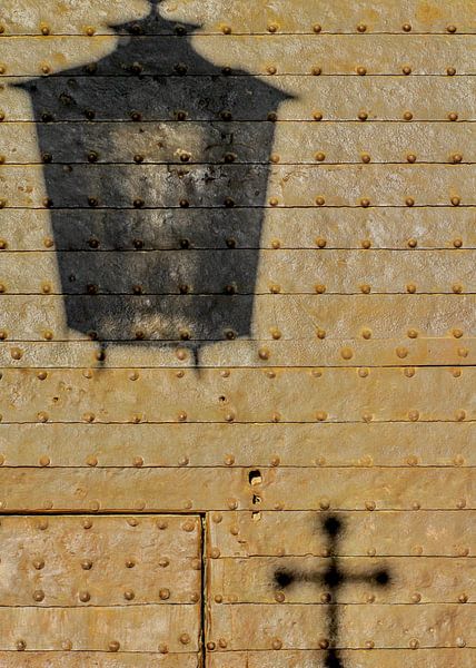 Les ombres des objets ecclésiastiques par Harrie Beuken