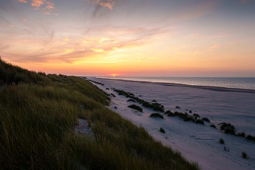 Zonsondergang strand Buren 4