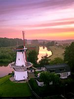 Molen De Vlinder bij zonsopkomst