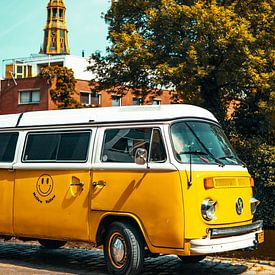 Pottebakkersrijge Gele VW Bus van Stadspronk
