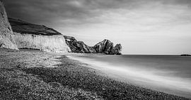 „Felsen und Meer bei Lulworth Cove“ von Pitkovskiy Photography|ART