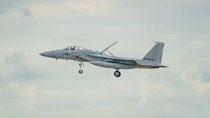 Landung einer japanischen McDonnell Douglas F-15J Eagle.