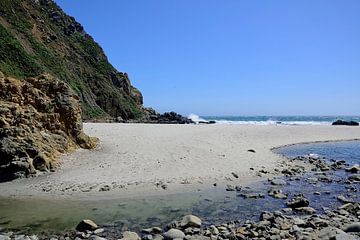 Petite crique sur la plage de Pfeiffer sur Frank's Awesome Travels