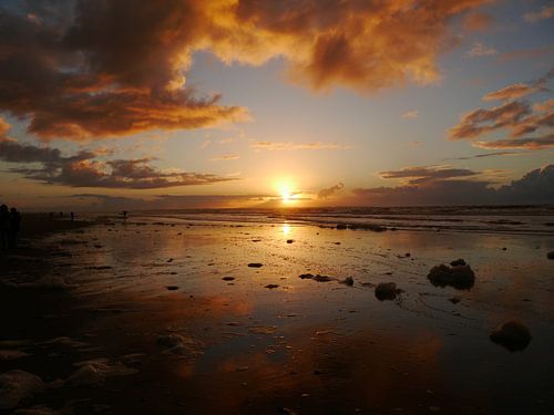 Zonsondergang op het strand