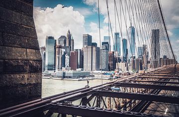Zicht vanaf de Brooklyn Bridge van Loris Photography