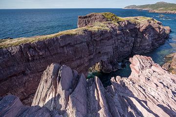 Pont naturel de Tickle Cove (Terre-Neuve).