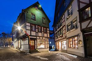 Straße in Monschau Deutschland am Abend