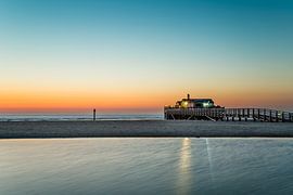 Beautiful evening light over Sankt Peter-Ording by Ursula Reins
