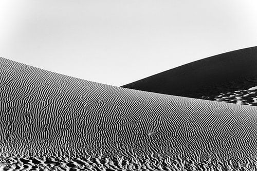 Zandduinen bij Sossuvlei (Namibië) van Kees Kroon