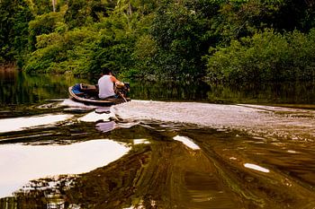 Cruisen over de Amazone rivier