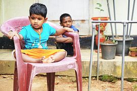 Some beautiful kids from Sri Lanka by Sarah Vandermeulen