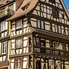 Façade d'une maison à colombages dans le quartier des tanneurs Vieille ville France Strasbourg sur Dieter Walther