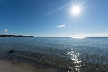 Rayons de soleil, plage naturelle de Lobbe, péninsule de Mönchgut sur l'île de Rügen sur GH Foto & Artdesign