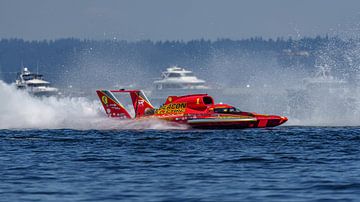 H1 Unlimited hydroplane raceboot. van Jaap van den Berg