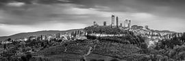 Sfeervol San Gimignano in Toscane in Italië in zwart-wit van Manfred Voss, Zwart-Wit Fotografie