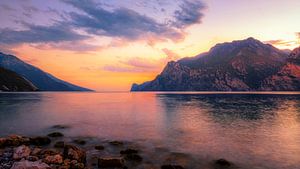 Der Gardasee in der Abendsonne