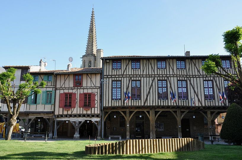 Mirepoix, medieval charm and half-timbered houses by Frank Photos
