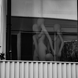 Faces of emptiness to go home by Zaankanteropavontuur