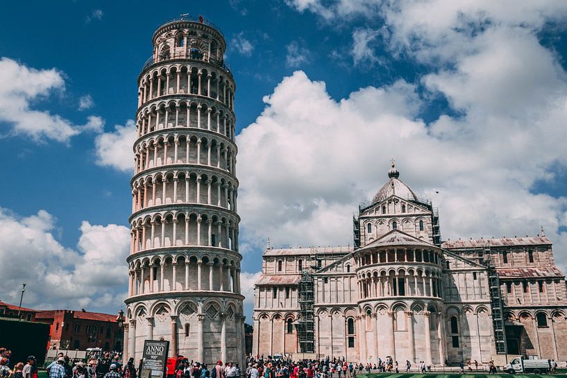 Leaning Tower of Pisa by Hello Pompoyo