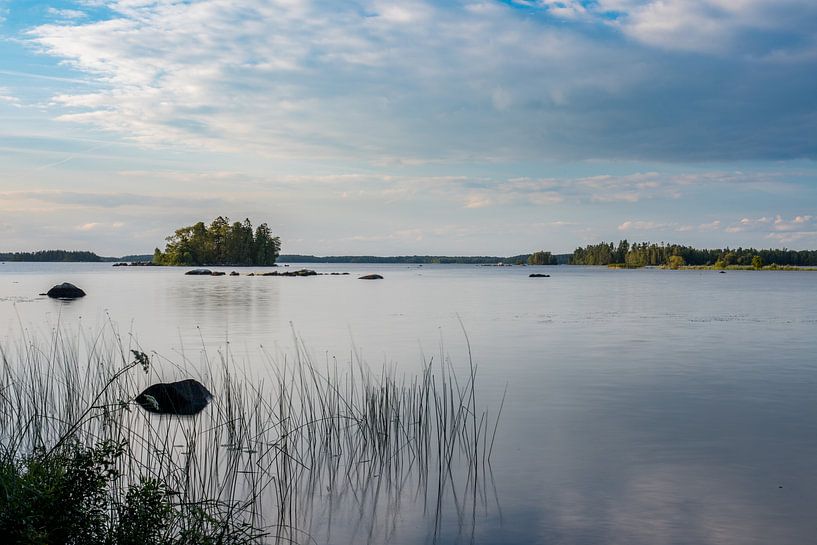 Vista over Swedish Lake by Lenslicht Fotografie