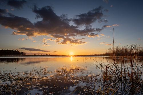 Wolken boven het water