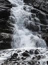 Waterval in de bergen by Pieter Korstanje thumbnail